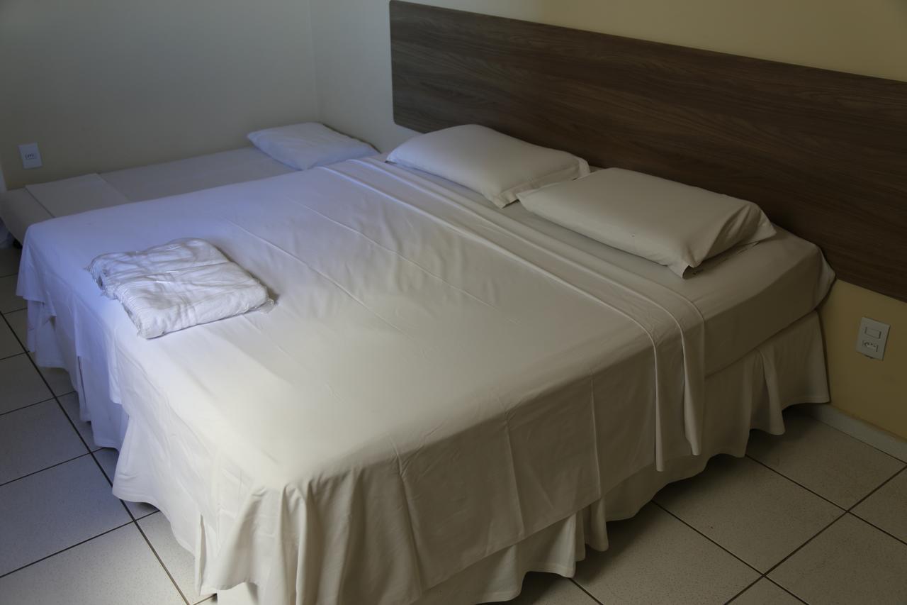 Hotel Melo Montes Claros Bagian luar foto